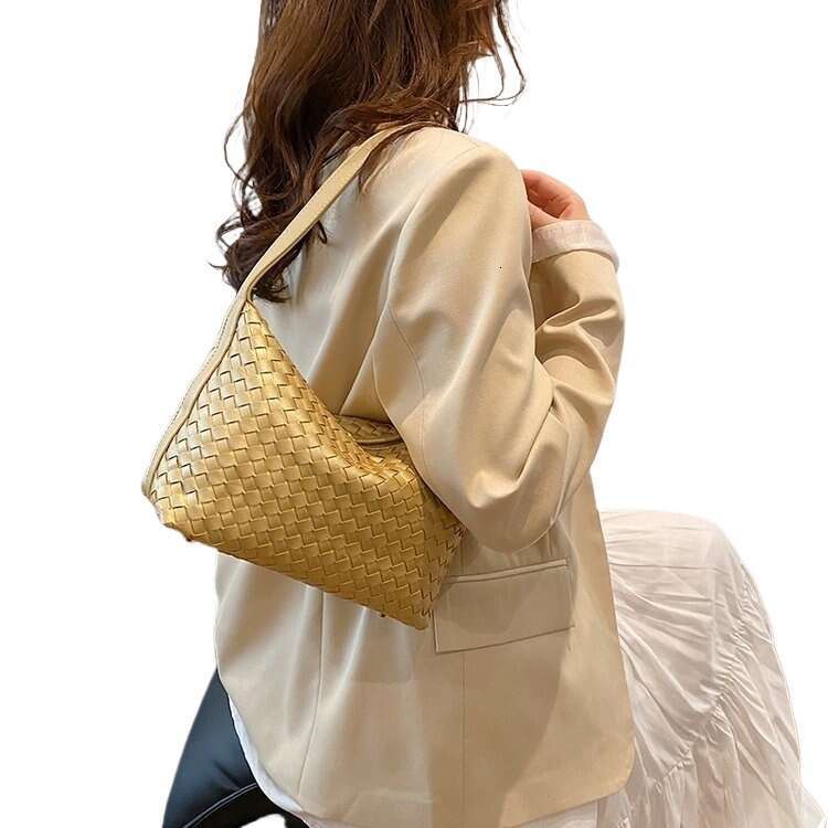 Designer Bag Designer Bag Solar Charging Expandable Tote Waterproof PU Shoulder W Stroller Clips Airtag Slot Gym Commute Beach Day