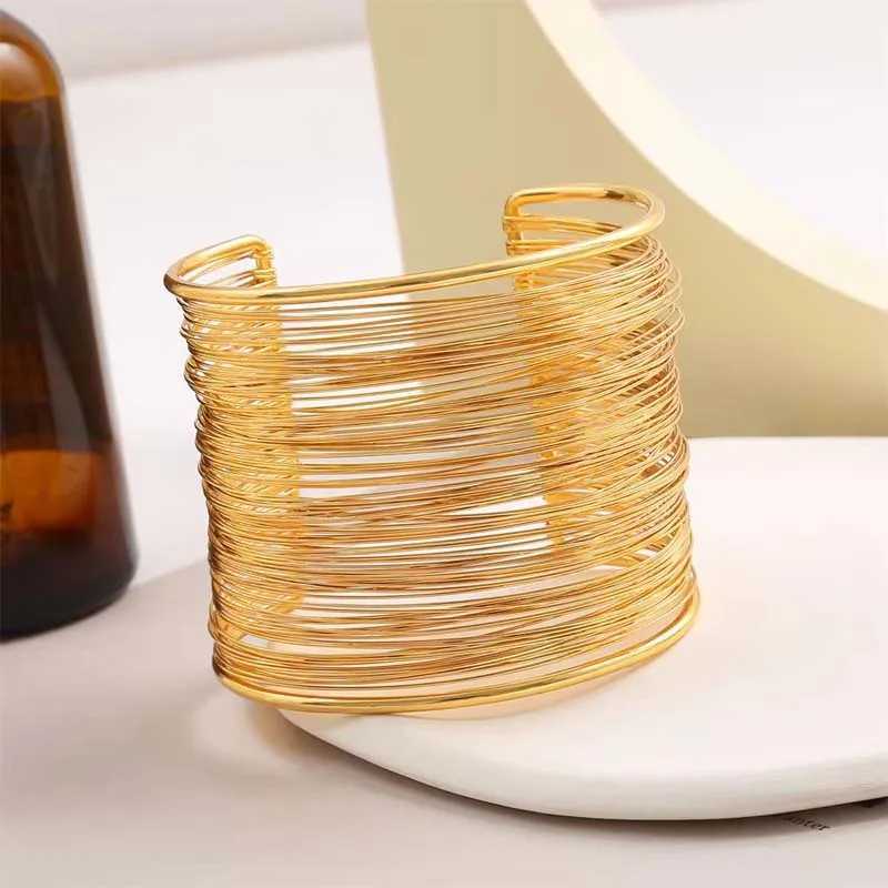Vintage Gold Color Hyperbolic Layered Wide Wire Bracelet Cuff Bangle for Women Exaggerated Metal Wrist Wrap Bangle Jewelry Gift XJ250707
