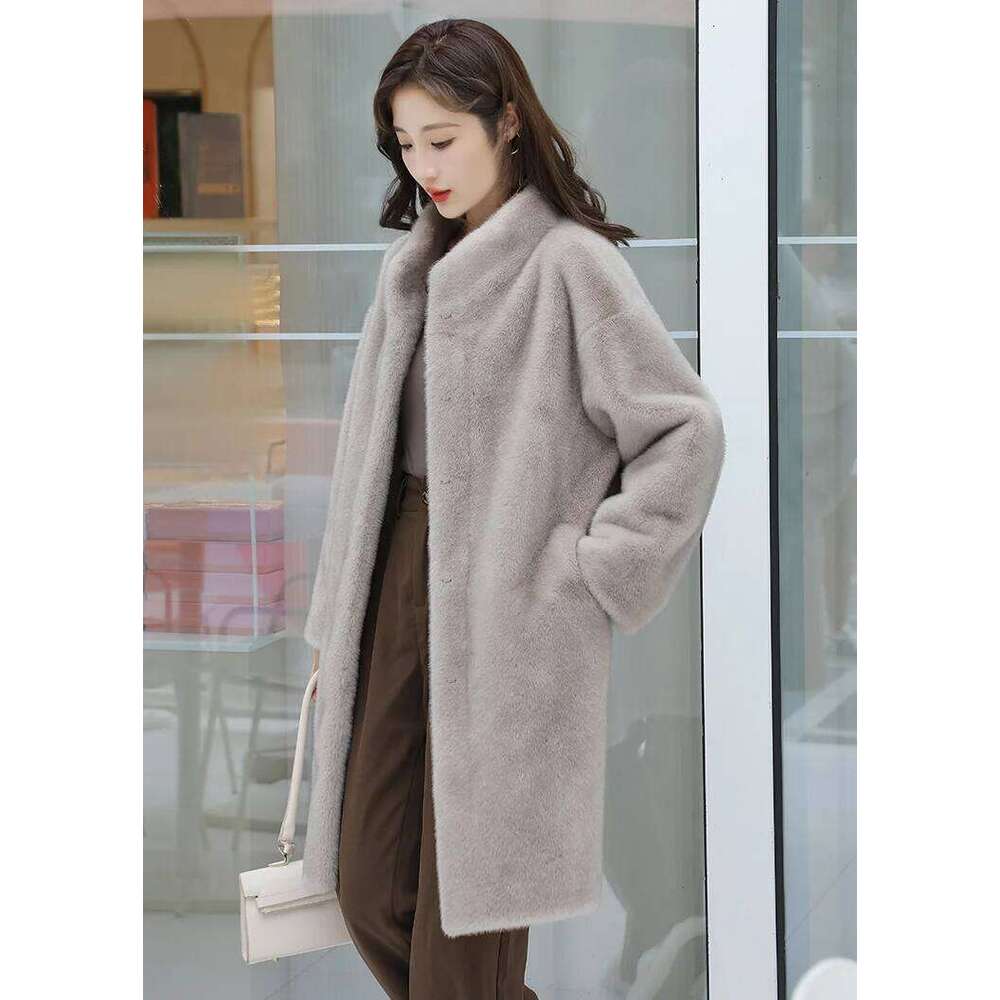 Fake for women's winter 2023 new integrated mid length mink fur coat faux