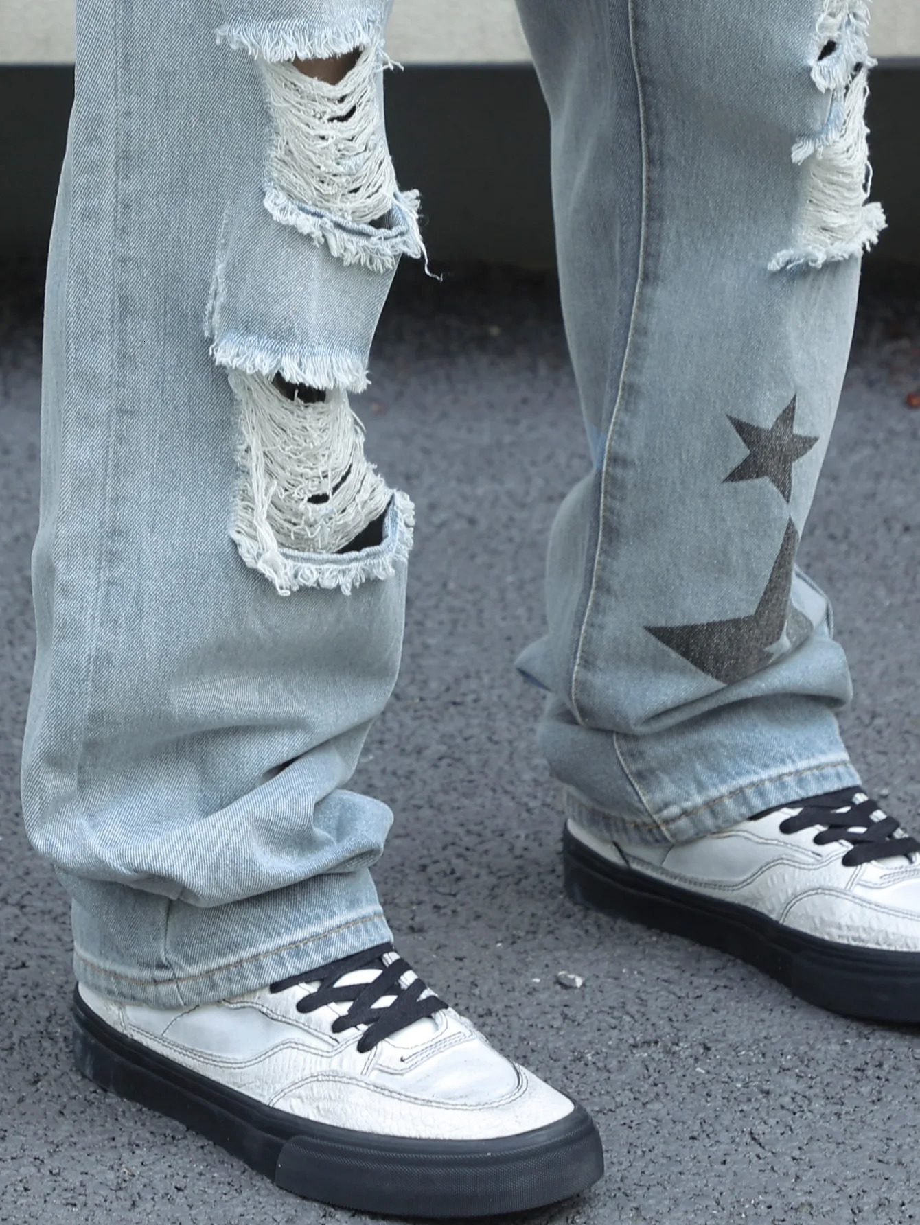 Mens Light Blue Distressed Jeans with Star Print Baggy Fit Streetwear Style Spring and Summer Fashion 250611