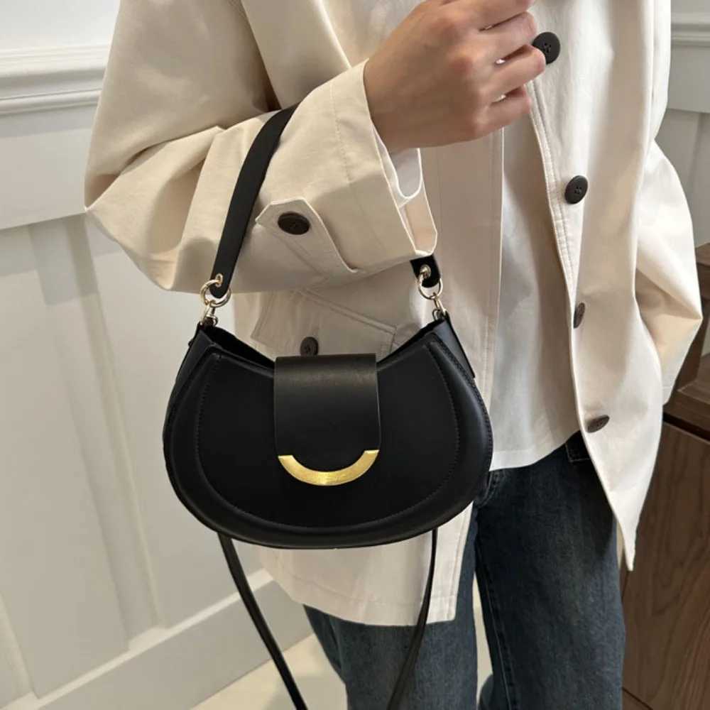 Daily Casual Commuting Bag Handbag Solid Messenger Bag Trendy Lady Shoulder Bag PU Leather Underarm Bag XJ250610