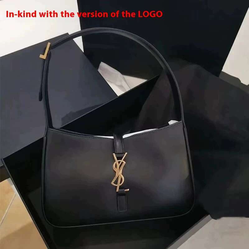 Women's Shoulder Bag Luxury Lightweight Elegant Handbag 2025 Fall/Winter Fashion Underarm Bag Vintage Print Versatile Shoulder Bag