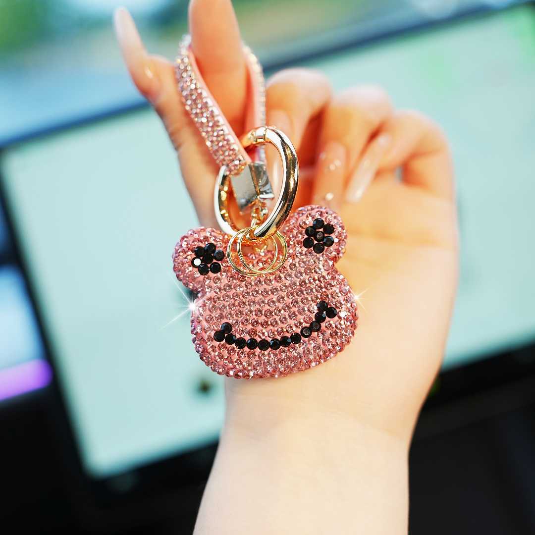 Cute shiny diamond frog keychain fashion personality animal keychain bag decoration bag pendant birthday graduation gift