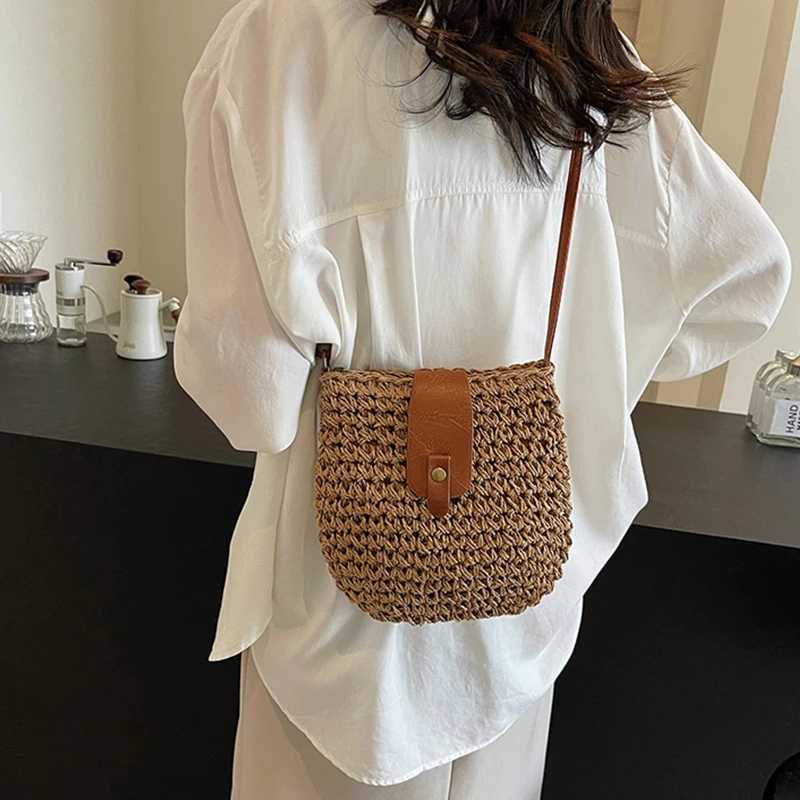 New Summer Shoulder Bag Grass Woven Crossbody Bag for Women Bohemian Beach Simple Designer Small Purses and Handbags 2024 XJ250610