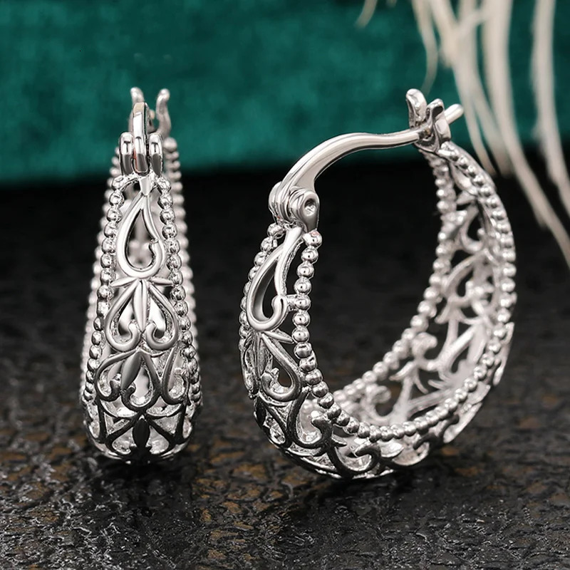 Huitan Graceful Hollow-out Hoop Earrings Lady Elegant Delicate Accessories for Anniversary Metal Silver Color Jewelry 250610