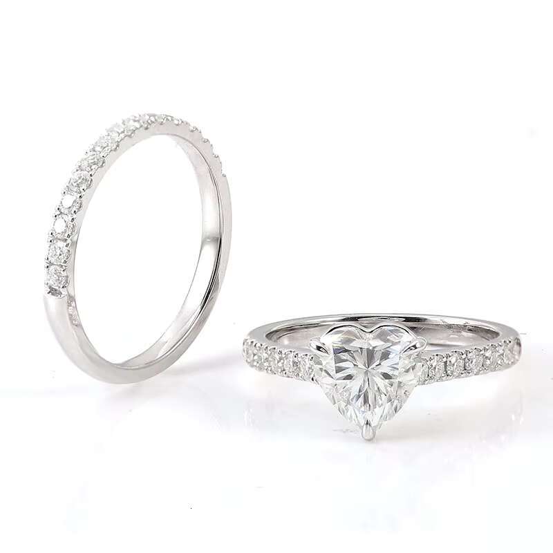 Minimalist 2ct Moissanite Heart Ring Paved Round Moissanite Band 925 Sterling Silver Heart Rings Wedding Couple Ring for Lovers