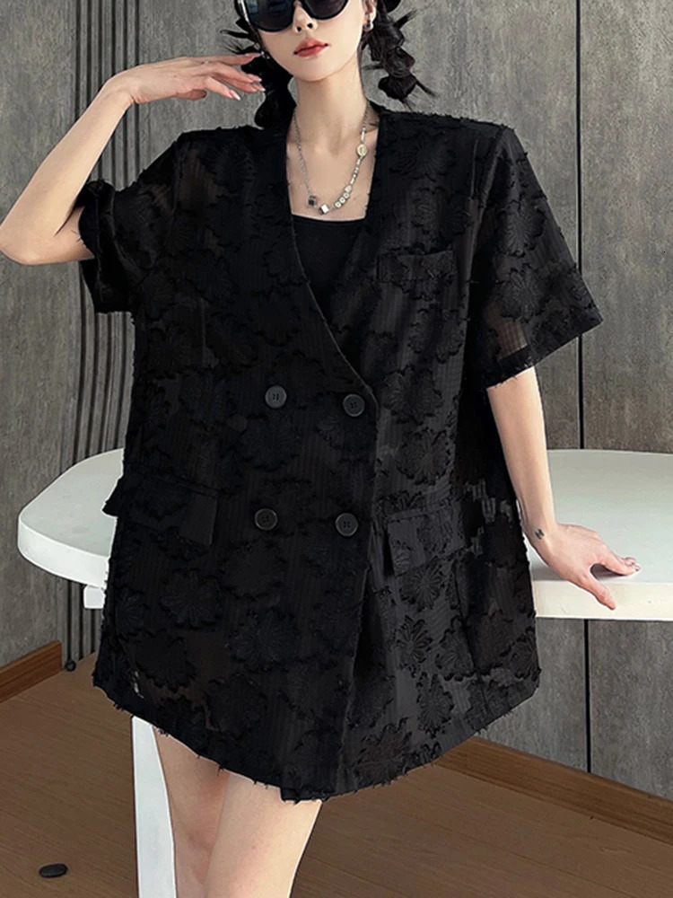 UCXQ Casual Blazer For Women Vneck Short Sleeve Jacquard Hollow Out Patchwork Versatile Female Suit Coat 23Z1497 250610