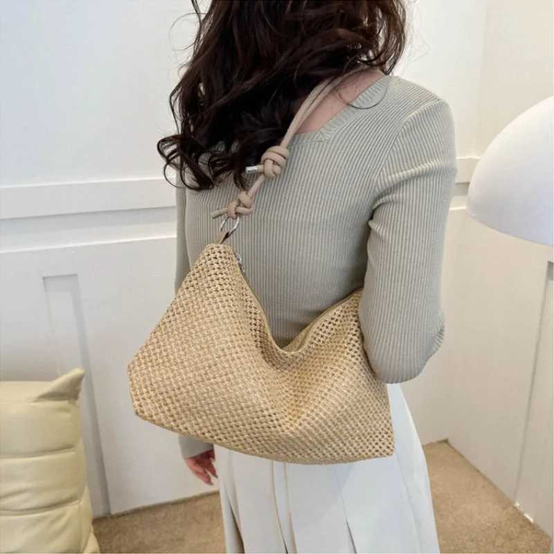 Handmade Braid Straw Bag Large Capacity Summer Beach Shoulder Bag Women Girls Fashion Handbag Rattan Woven Tote Bag for Ladies XJ250610