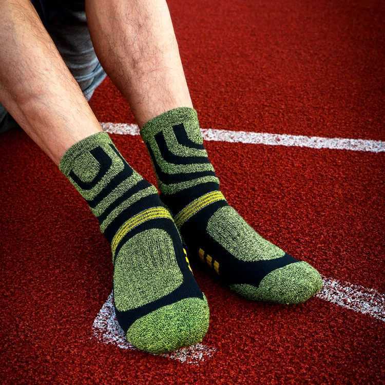 Men Anti Blister Autumn Winter Terry SOCKS Outdoor Sports Running Cycling Marathon Camping Trekking SOCKS Z250610