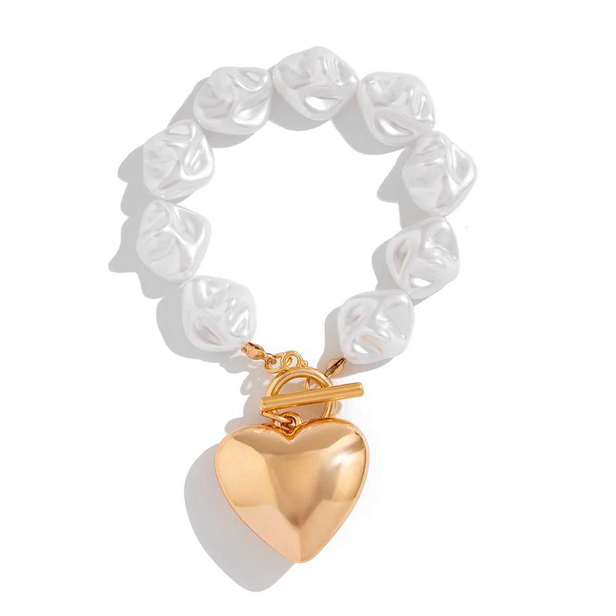Christmas Fashion Bracelets For Women New Vintage Irregular Imitation Pearl Heart Pendant Gold Color Jewelry Gift For Women B00 XJ250707