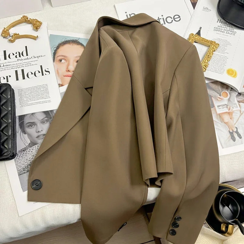Black Cropped Blazers Woman Trend 2025 Allmatch Notched Collar Crop Jacket Women Korean Chic Single Button Suit Coat 250603