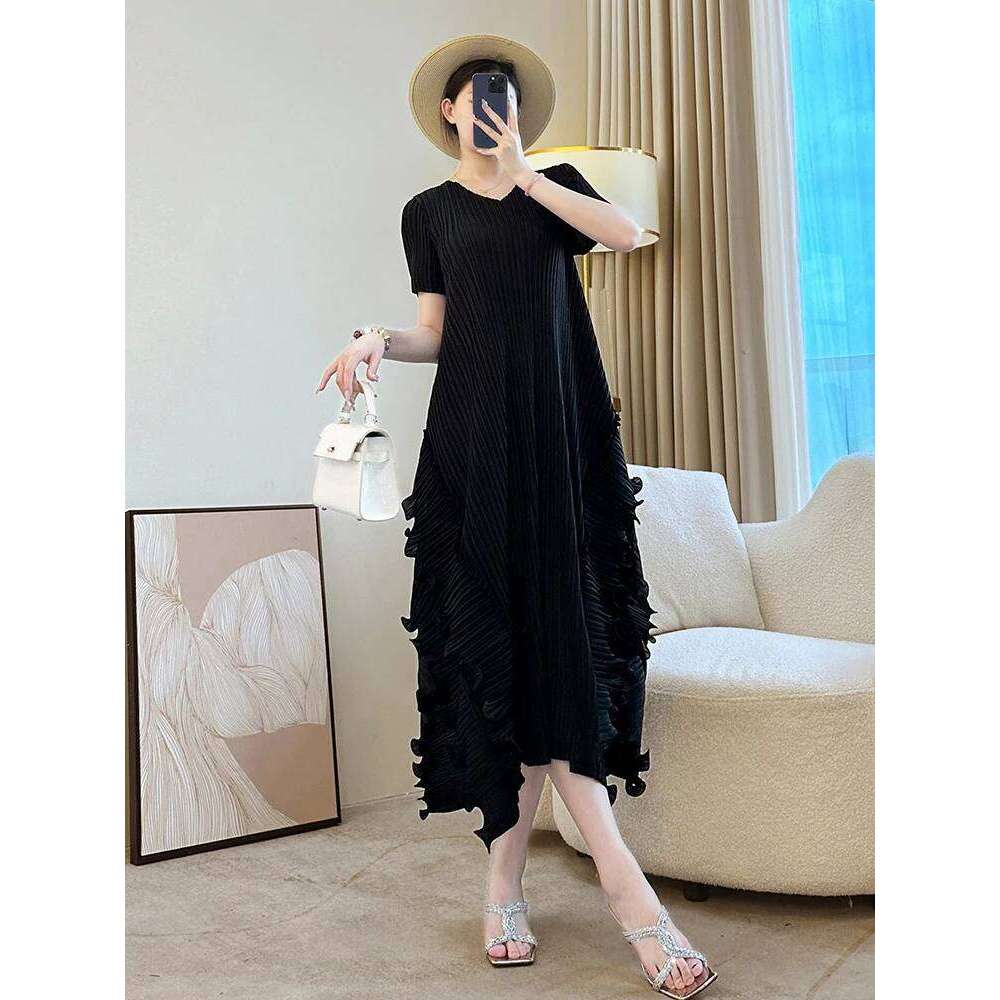 LANMREM Ruffled Patchwork Women's Dress 2025 New Elastic Loose Irregular Pleated Dresses Short Sleeve V Collar Summer Clothing