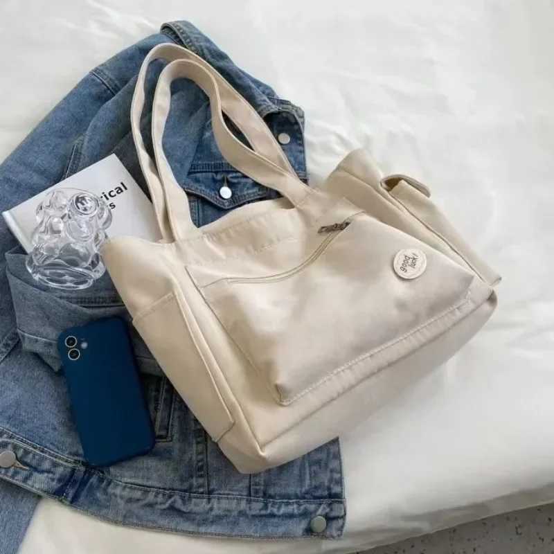 Womens Fashion Shoulder Bag Class Large Capacity Student Tote Bag 2024 New Canvas Commuter Handbag Women Bag XJ250610