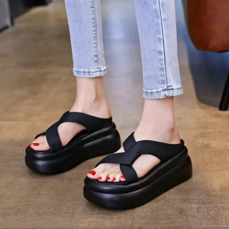 Womens Beach Sandals Thick Bottom Soft Sole Dress Fashionable Summer Platform Outdoor Slippers Womens Sandals 250609