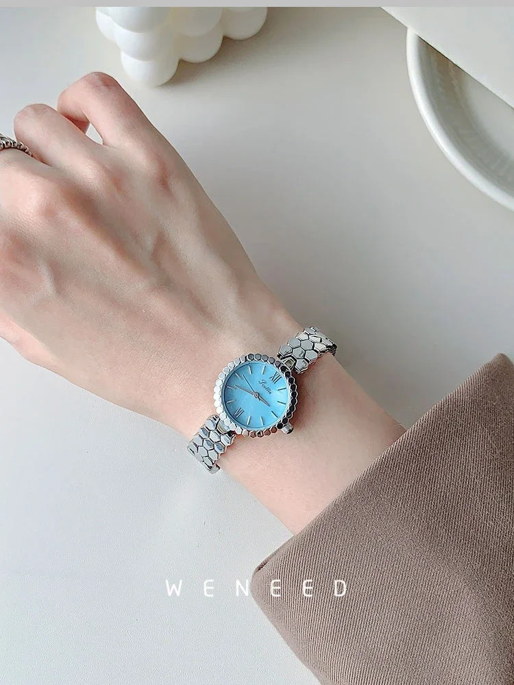 Womens Watch Silver Case Temperament Vintage Elegant Bracelet Belt Japanese Quartz Movement Gift for Lovers 250606
