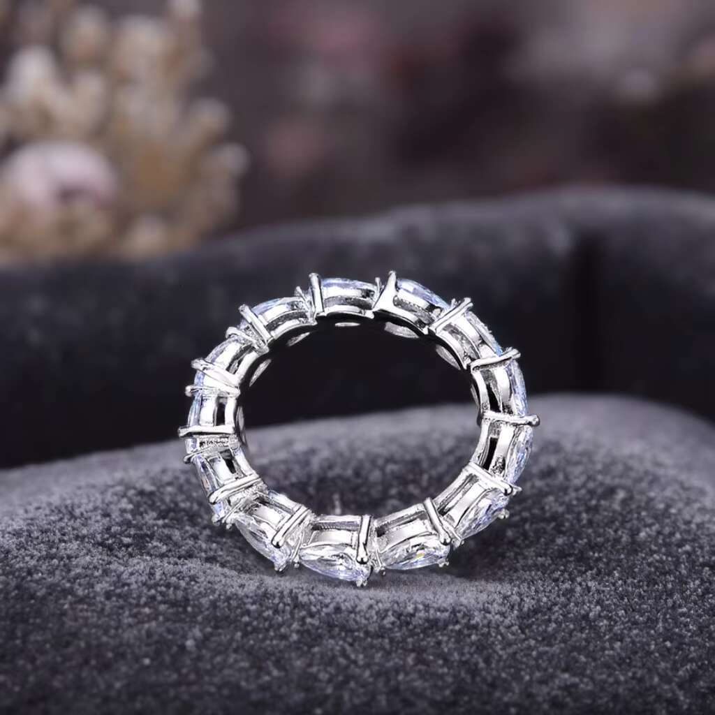 925 Sterling Silver Engagement Ring Pear Cut Jewelry Women Tear Rop Pear Moissanite Eternity Ring
