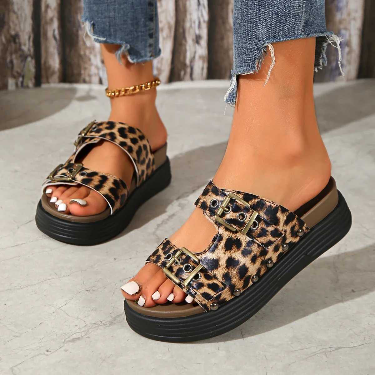 Summer Thick Sole Round Toe Comfortable Casual Womens Shoes Fiable Soft Sole N-slip Outer Wear Heightened BeacXJ250610