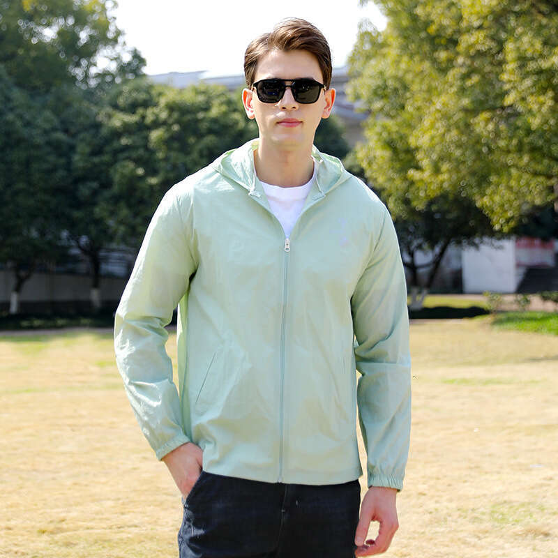 Designer Clothing 2025 Summer Plus Size Jacket For Men 2025 Lightweight Breathable Quick-Dry Outdoor Fishing Sun Protection Clothing