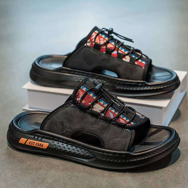 Wholesale Men's Handmade Outdoor Casual Slippers Men Lace-up Summer Beach Slipper