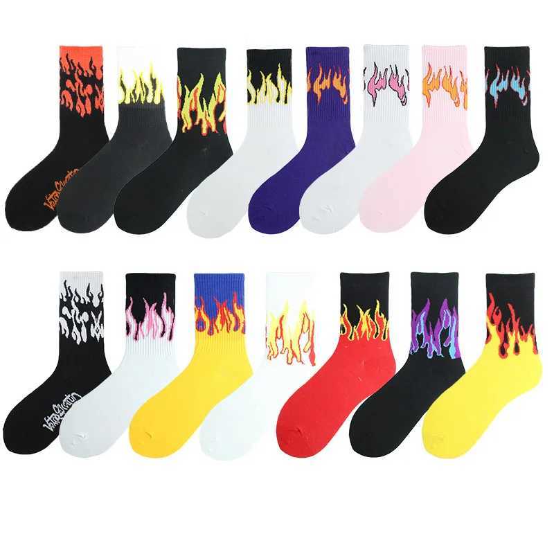 1 pair women Fashion Hip Hop Hit Color On Fire Crew Socks Red Flame Blaze Power Torch Hot Warmth Street Skateboard Socks Z250610