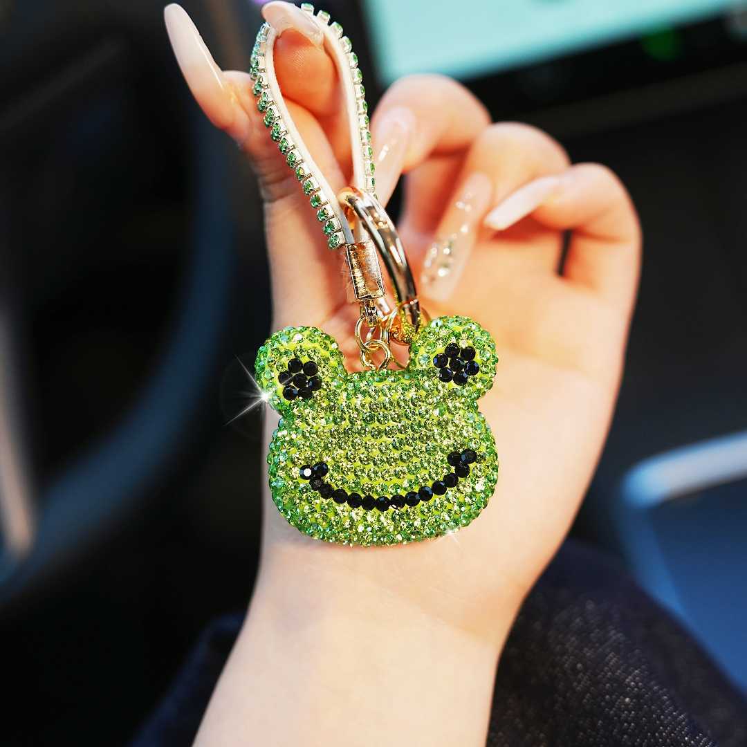 Cute shiny diamond frog keychain fashion personality animal keychain bag decoration bag pendant birthday graduation gift