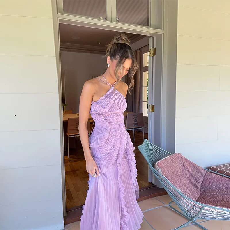 Chic Pleated Halter Neck Long Vacation Dress High Quality Purple Strapless Lotus Edge Maxi Dress 2025 Nw Lady Vacation Gowns