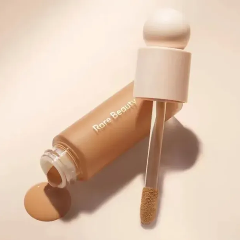 Rare Beauty Face Foundation 28ml Liquid 250w 140C 180w 340C Touch Weightless Foundations Concealer Natural Moisturzing Face Makeup