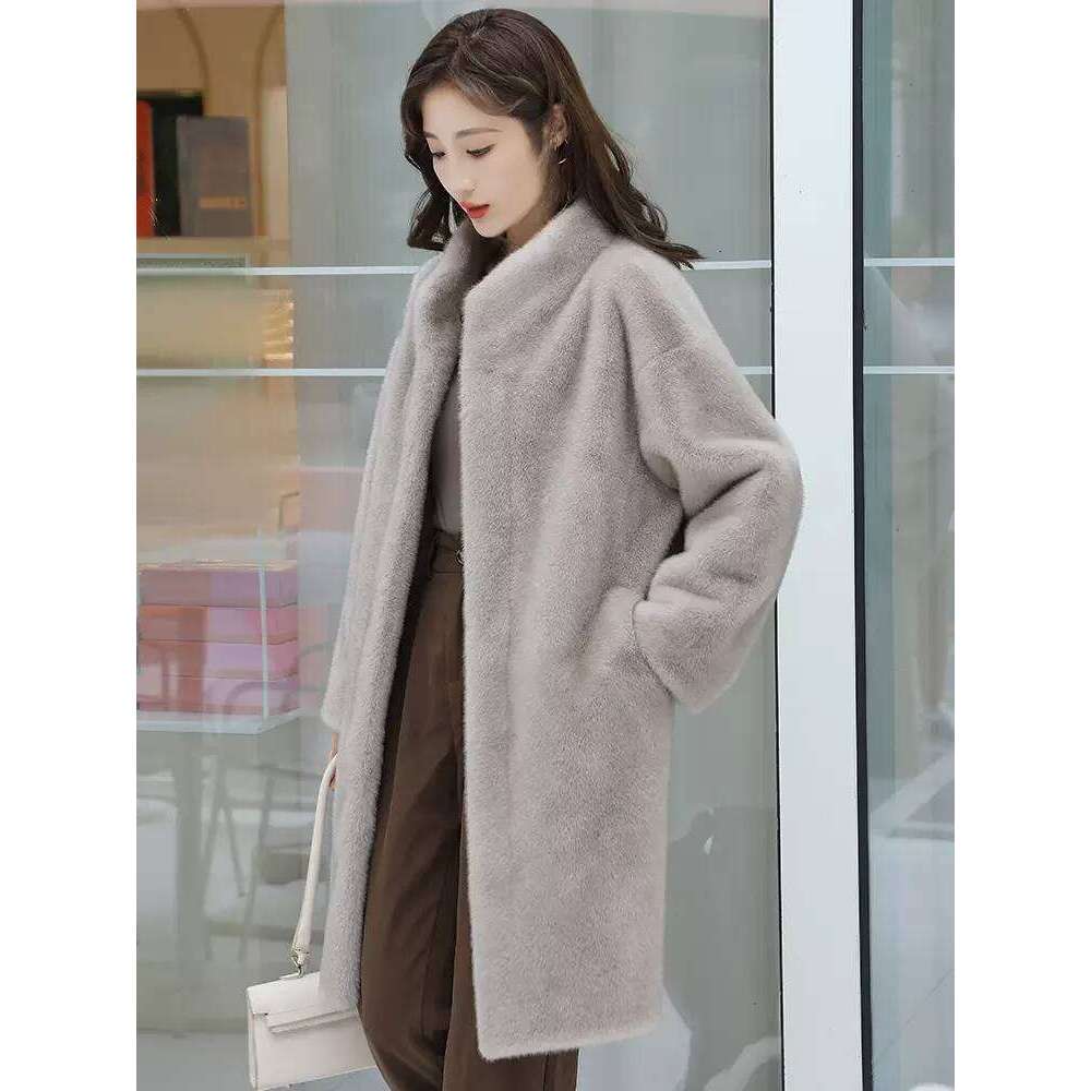 Fake for women's winter 2023 new integrated mid length mink fur coat faux