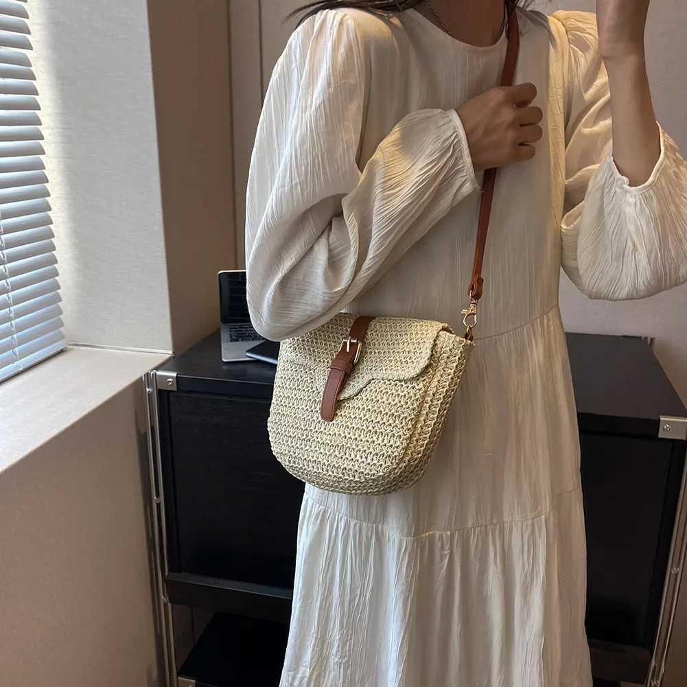 Women Summer Hand-Woven Handbags Casual Beach Shoulder Crossbody Bags Small Mobile Phone Purse Ladies Messenger BagsXJ250610