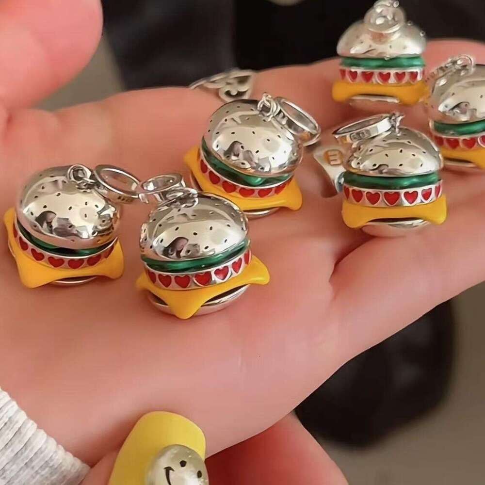 2025 New Niche Fashion High-end Trendy Casual Cute Little Burger Necklace Simple Pendant Personality Jewelry for Women