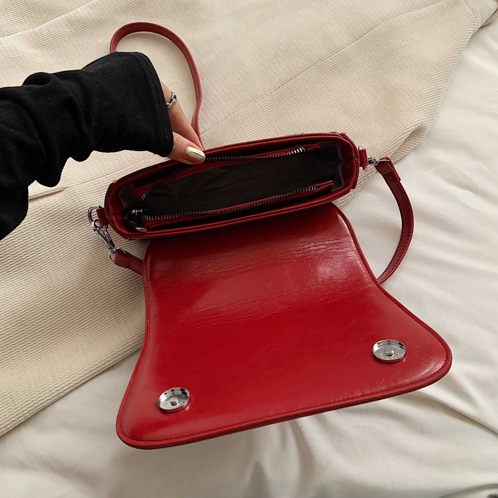 Small Handbag Womens New Chain Exquisite Leather Shoulder Bag Fashion All Casual Crossbody Bag XJ250610