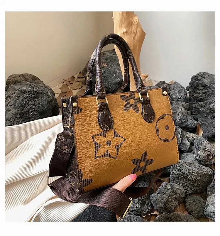 Designer bag 2025 new fashion luxury bag crossbody bag handbag women's casual handbag fashion chain crossbody bag women's mini large capacit