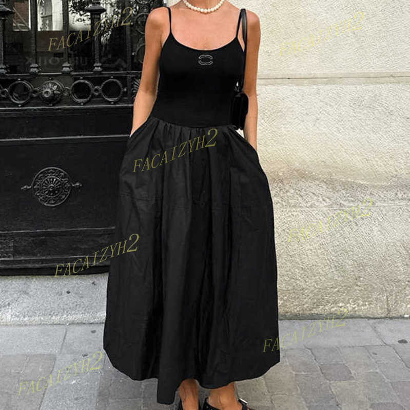 Basic & Casual Dresses designer Autumn Winter New Inner Strap Square Neck A-line Dress Fashion Women's Mid-length Dress