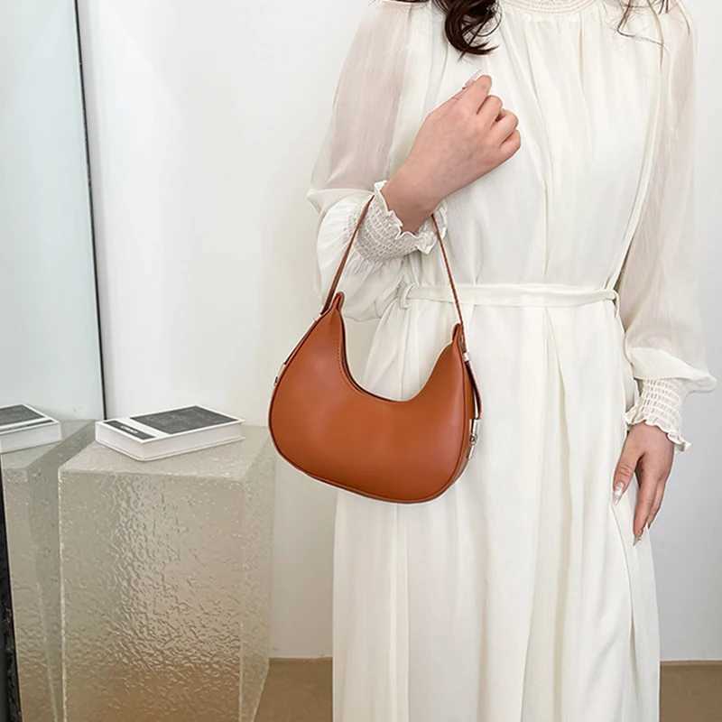 Fashion PU Leather Underarm Bags Women Clutch Handbags Single Shoulder Bag Ladies Trendy Simple Hobos Bag Female Totes XJ250610