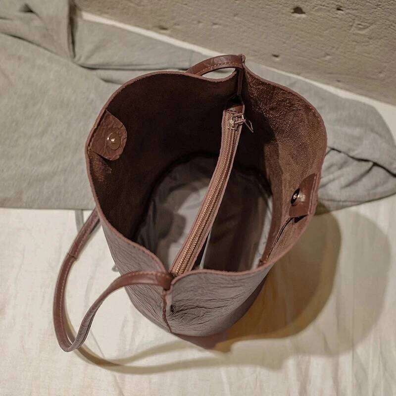 New Tide Solid Oil PU Material Small Fairy Bucket Casual Wild Single Shoulder Ladies Crossbody Messenger Bag