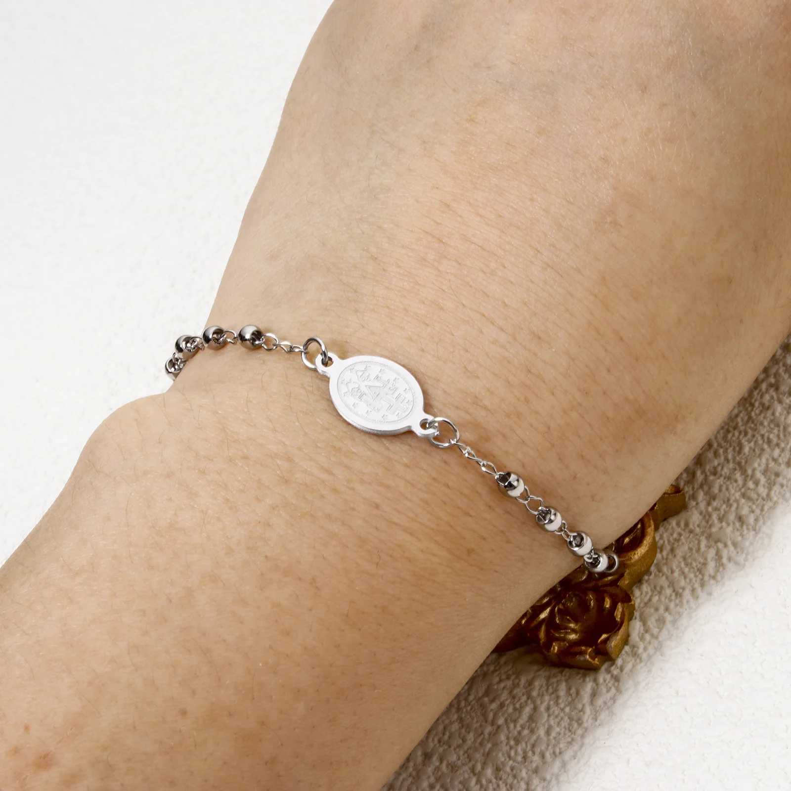 304 Stainless Steel Religious Curb Link Chain Bracelets for Women Jewelry Cross Virgin Mary Bracelet Gift 18.5cm long 1 piece XJ250707