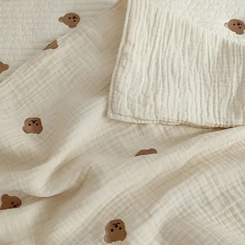 Cotton Muslin blanket born 6 Layer Gauze Stroller Blanket Bear Embroidery Kids Sleeping Blanket Bedding Baby Item 250527
