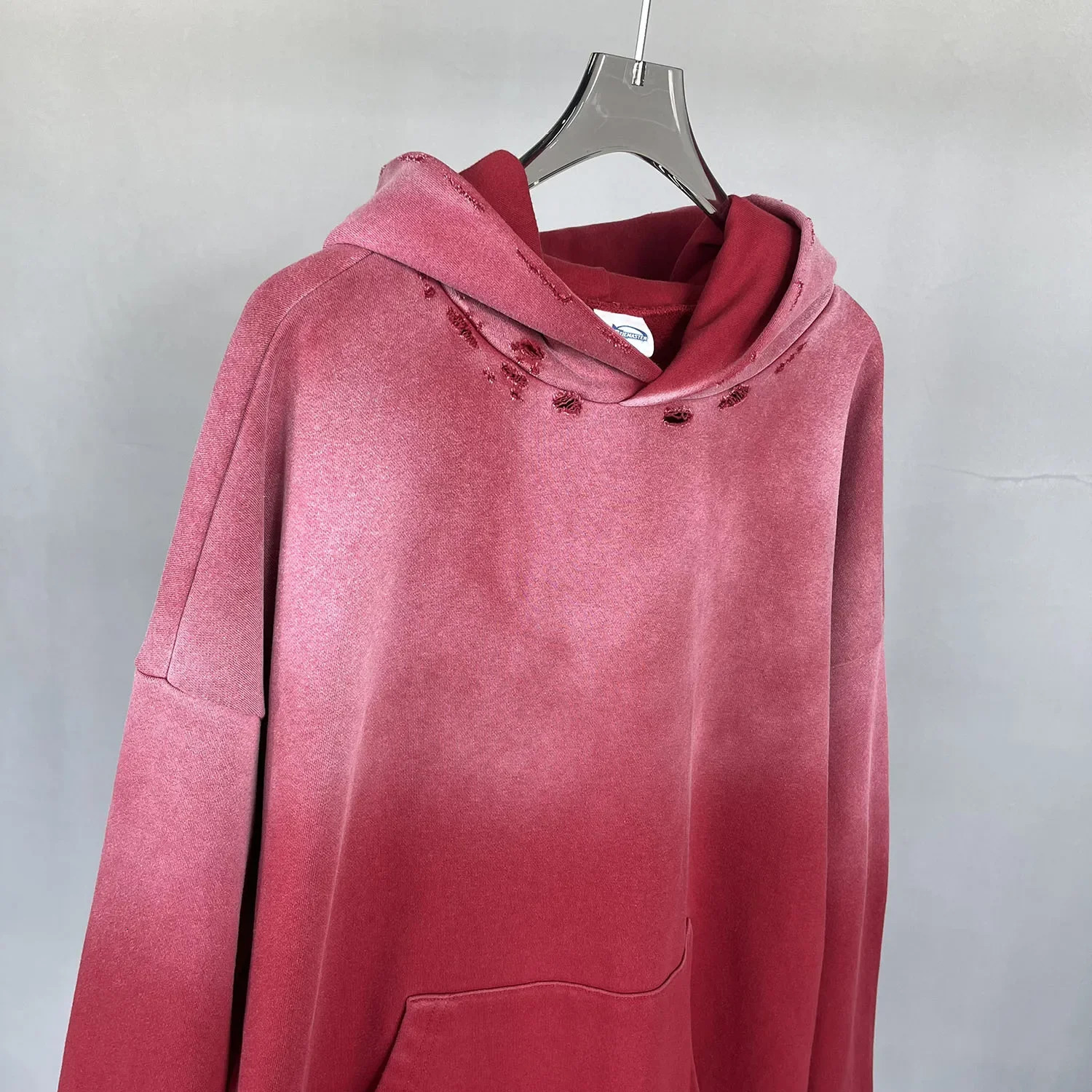 Autumn and Winter Hip Hop Spray Dyeing Gradient Distressed Hooded Pullover Sweatshirts Vintage Washed Hole Hoodies Men Y2k 250611