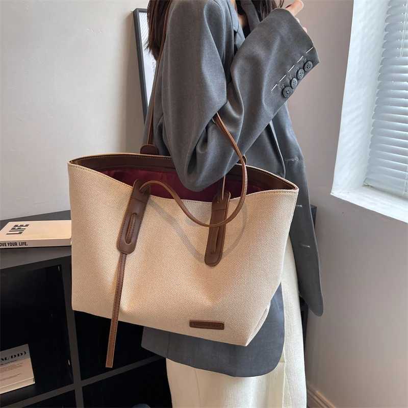 Womens casual large capacity shoulder bag XJ250610