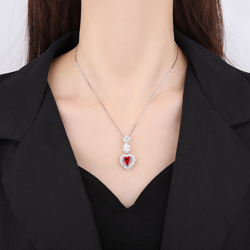 New S925 Silver Faux Colored Gemstone Heart Pendant Necklace, 10x10mm Main Stone, Stylish High-End Women's Jewelry, Perfect Gift Choice