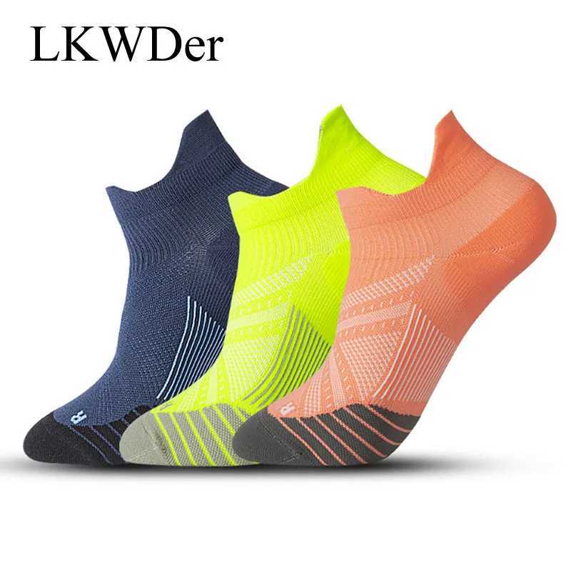 LKWDer 3 Pairs Unisex Sports Socks Women Men Short Tube Breathable Socks Outdoor Running Basketball Large Big Size 4546 Socks Z250610