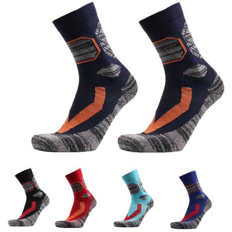 Winter Thermal Men Ski Socks Cotton Spandex Sports Snowboard Running Hiking Socks Wearable Thermosocks cycling socks Z250610