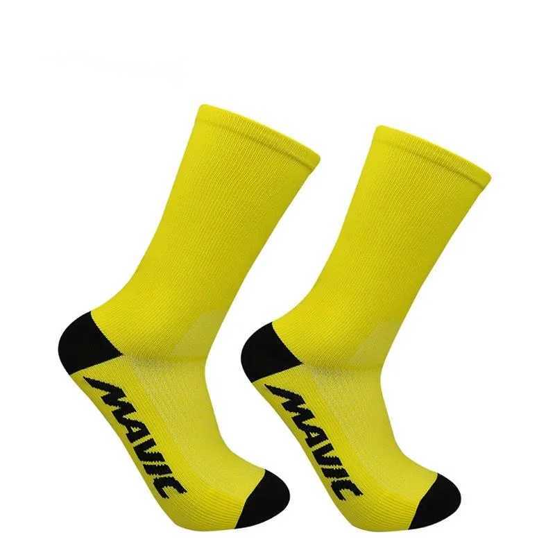 High-Quality Breathable Cycling Socks New Professional Sports Outdoor Running Socks for Men Women Calcetines Ciclismo Z250610
