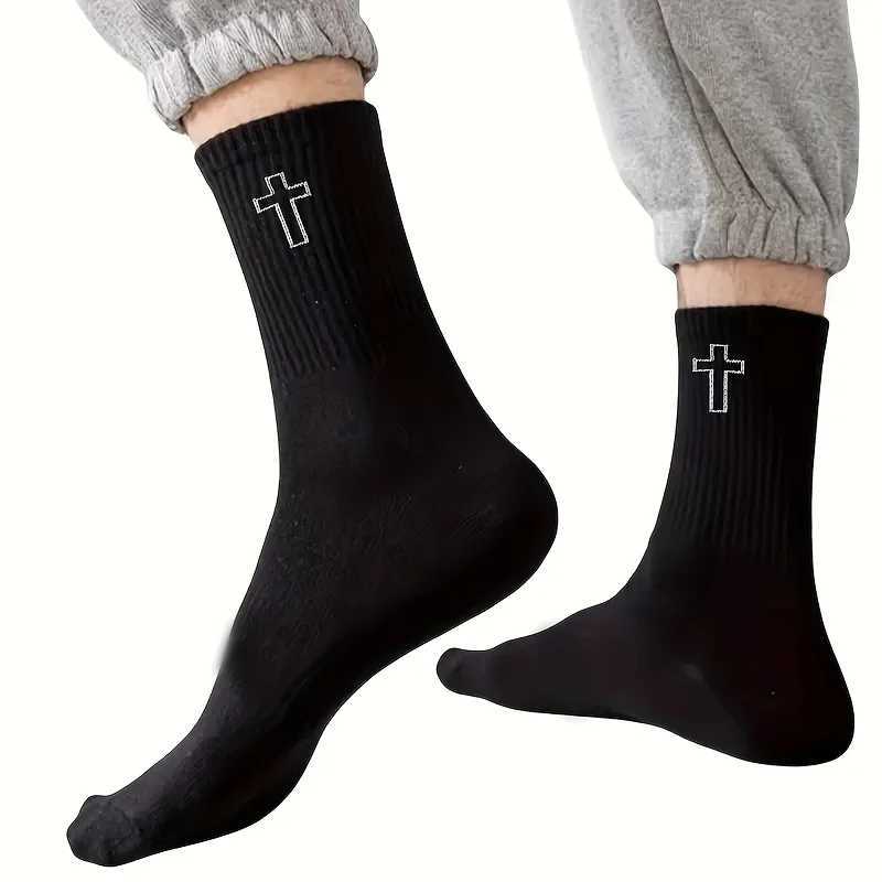 5/10 Pairs Mens High-Cut Solid Sports Socks Breathable Unisex Mid-Calf Casual Socks Black/White Cross Couple Socks All-Season Z250610