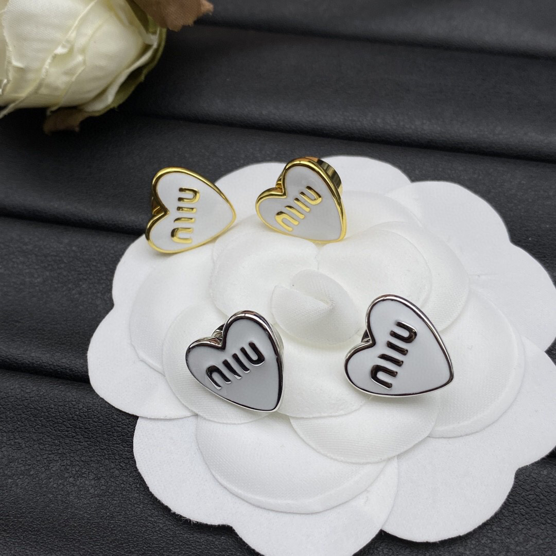 Luxury Designer Earrings for Women - White Color Classic Heart Stud Earrings - Elegant Gold/Silver Fashion Jewelry Gift