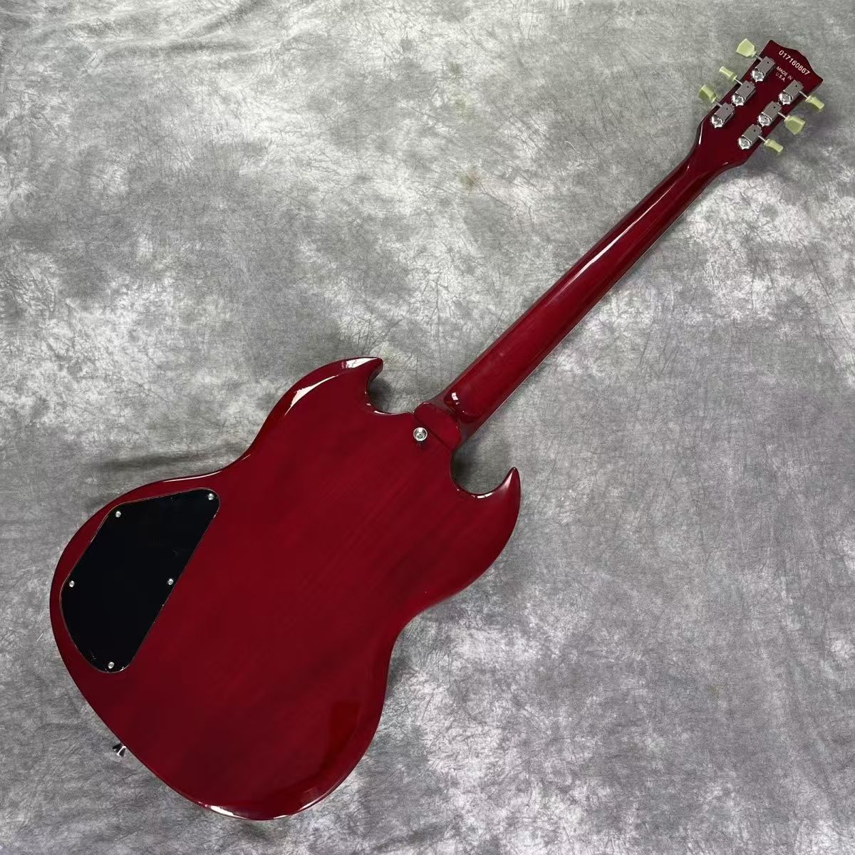 Classic multi-color electric guitar, perfect tone, supports customization