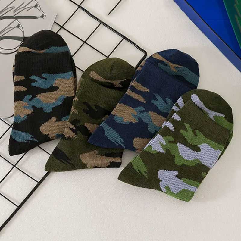 5 Pairs Spring And Autumn Men High Quality Mid Tube Socks Camouflage Army Green Comfortable Warm Thickened Cotton Socks EU 38-44 Z250610