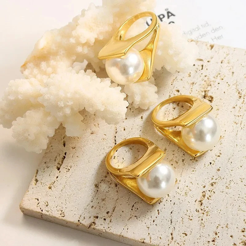 Chic 316L Stainless Steel Ring Y Shaped Big Imitation Pearl Rings For Women Exaggerated Charm Jewelry Wholesale 250603