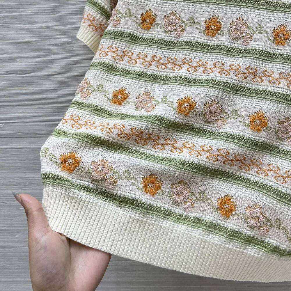 3D flowers jacquard holiday knitted short sleeve tops 2025 spring summer o-neck pullover jumpers