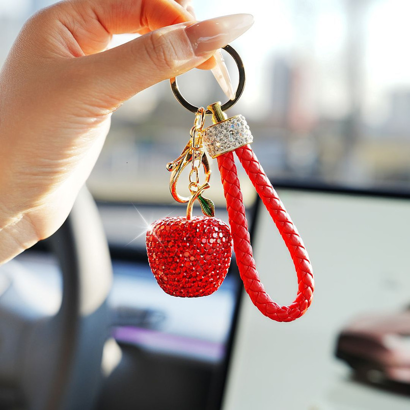 Fashionable, shiny and diamond-encrusted apple and cherry keychain, hand set with water diamonds, car keychain ring, bag pendant, decorative birthday 